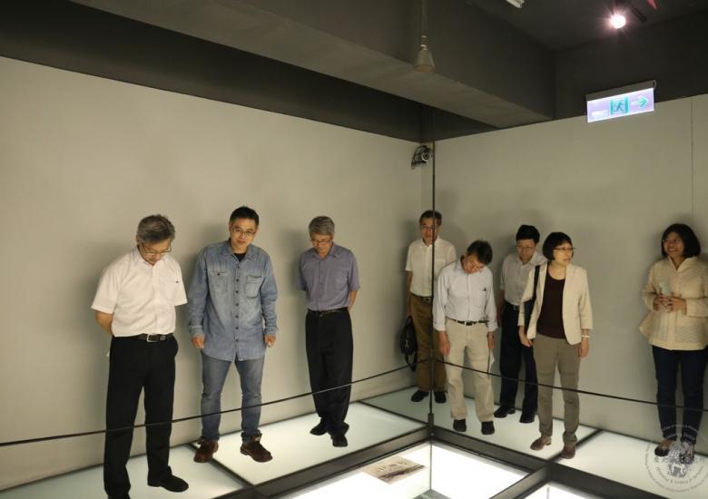2016年10月　廖俊智院長偕同三位副院長參觀文物館