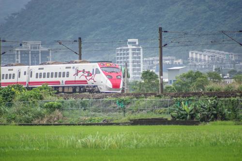 串起鄉村與城市