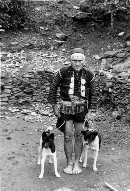 1960年_宜蘭縣南澳_獵人與狗