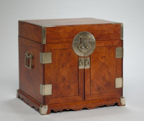 Small Chest with Inner Drawers