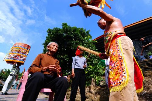 東山碧軒寺迎佛祖暨遶境_東山迎佛祖_十八重溪內_二重溪