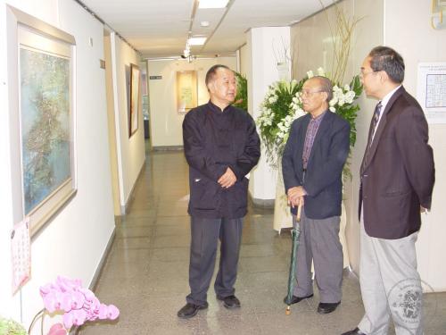 2005年10月　史語藝廊「劉國松教授現代水墨畫展」揭幕