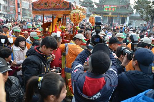 東山碧軒寺迎佛祖暨遶境_東山佛祖回娘家