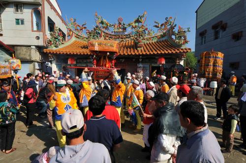 東山碧軒寺迎佛祖暨遶境_東山迎佛祖