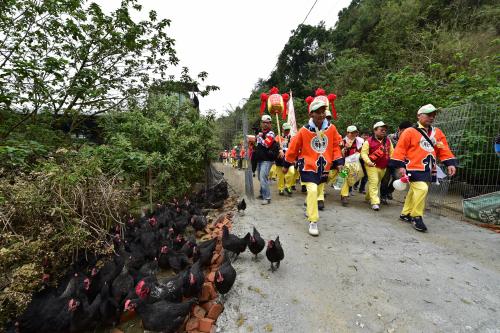 東山碧軒寺迎佛祖暨遶境_東山迎佛祖上山