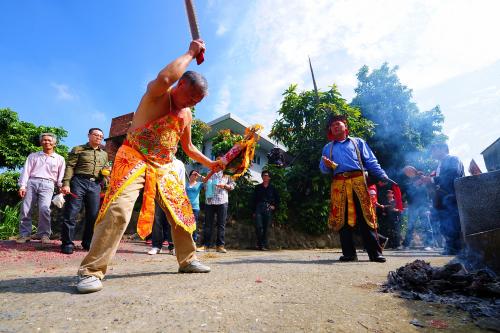 東山碧軒寺迎佛祖暨遶境_東山迎佛祖_十八重溪內_二重溪