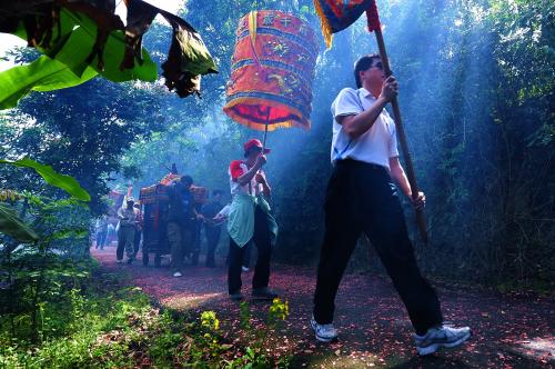 東山碧軒寺迎佛祖暨遶境_東山迎佛祖_十八重溪內_二重溪