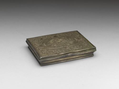清 十八世紀 銀雕福壽如意鼻煙盒