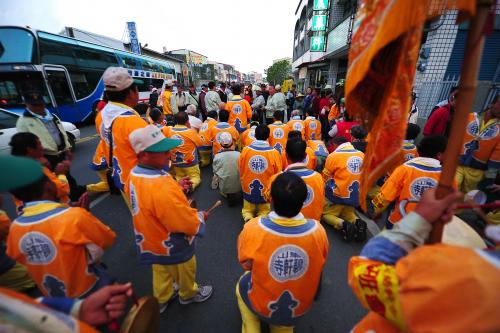 東山碧軒寺迎佛祖暨遶境_東山迎佛祖