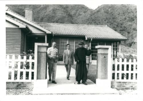 1959年蔣中正總統參觀霧社萬大發電廠