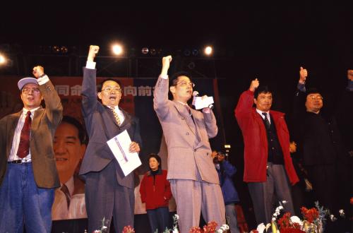 2000臺灣總統選舉 - 敗選之夜 - 無黨籍 - 宋楚瑜、張昭雄