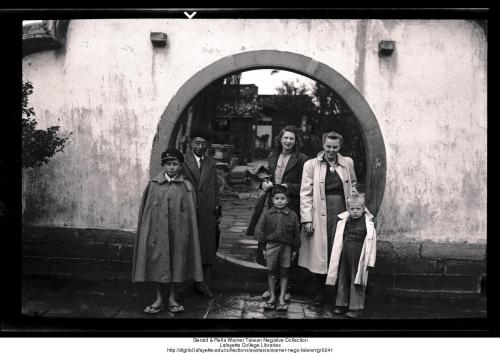 Okadas and Warners at Lin Gardens