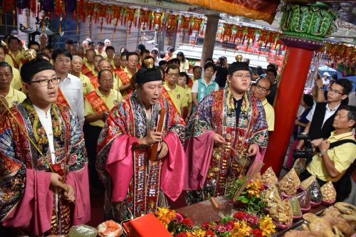 雞籠中元祭