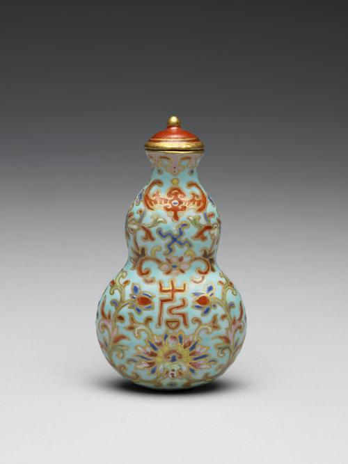 清 嘉慶 瓷胎粉彩藍地花卉紋葫蘆式鼻煙壺