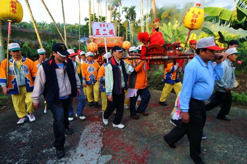 東山碧軒寺迎佛祖暨遶境_東山迎佛祖