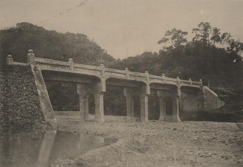 道路橋工事（其一）台北廳下青潭橋