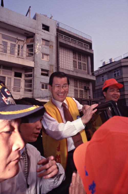 1997臺灣縣市長選舉 - 國民黨：嘉義市 - 江義雄