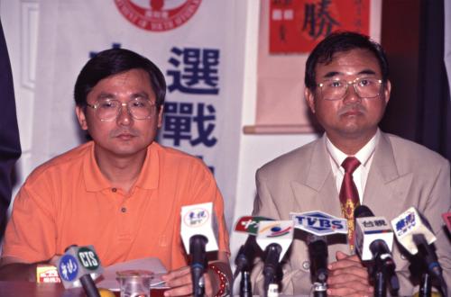 1997臺灣縣市長選舉 - 國民黨：高雄縣 - 黃鴻都