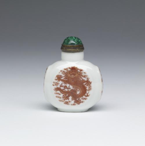 Snuff Bottle with Dragon