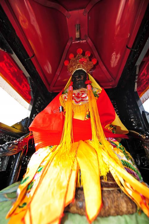 東山碧軒寺迎佛祖暨遶境_東山迎佛祖_十八重溪內_二重溪