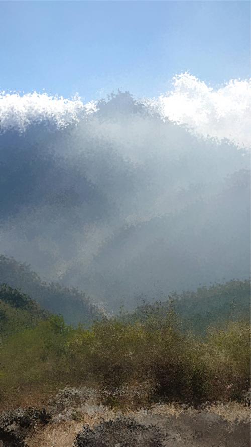 好茶舊社部落前的大武山與霧頭山