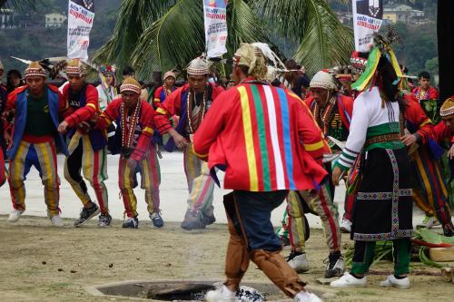 拉阿魯哇族聖貝祭