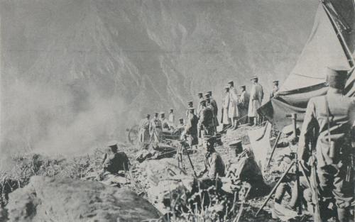 1914年日軍討伐太魯閣族於饅頭山發動砲擊