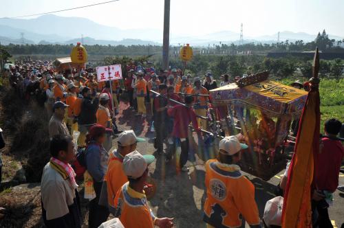 東山碧軒寺迎佛祖暨遶境_東山迎佛祖