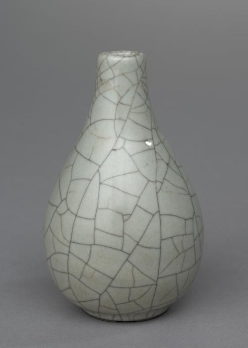 Bottle Vase:  Guan ware