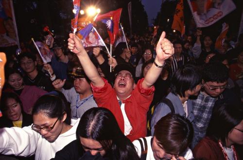 2000臺灣總統選舉 - 敗選之夜 - 無黨籍 - 宋楚瑜、張昭雄