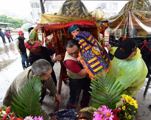 東山碧軒寺迎佛祖暨遶境_東山正二媽出巡十八重溪_二重溪