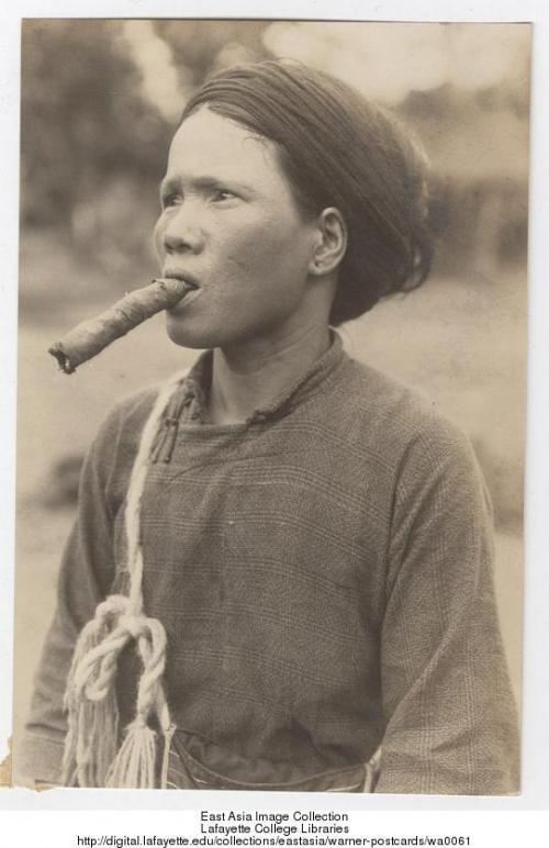 阿美族人抽雪茄