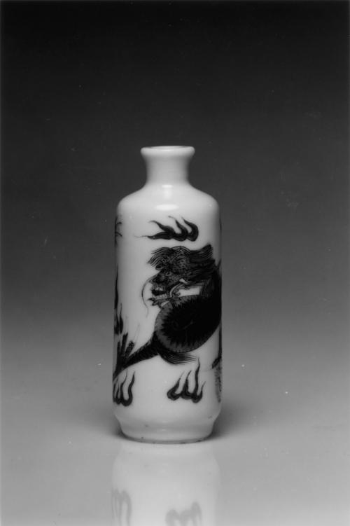 Snuff Bottle with Dragon
