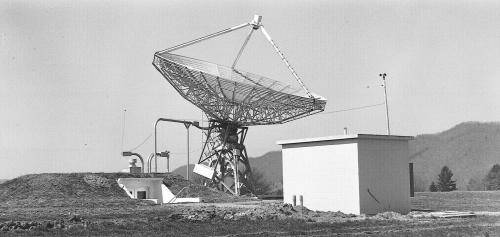 第一座全自動電波望遠鏡