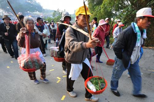 東山碧軒寺迎佛祖暨遶境_東山迎佛祖