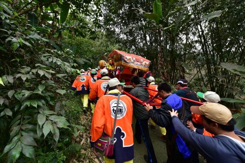 東山碧軒寺迎佛祖暨遶境_東山迎佛祖上山