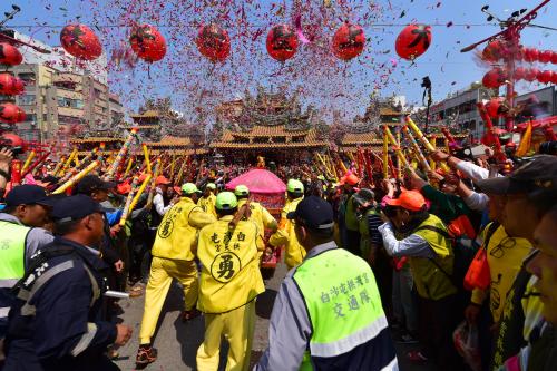 白沙屯媽祖_白沙屯媽到北港