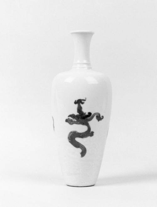 Vase with Dragons