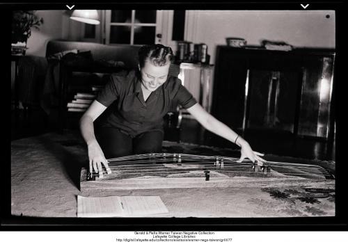 Rella Warner playing the koto