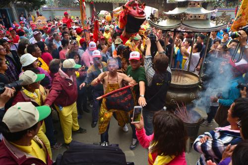 東山碧軒寺迎佛祖暨遶境_東山迎佛祖上山_白河