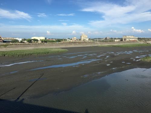 新虎尾溪堤防