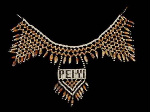 所羅門群島貝珠項鍊 Shell Bead Necklace in the Solomon Islands