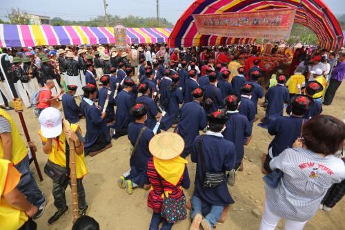 羅漢門迎佛祖_南海紫竹寺遶境_丁頭做敬