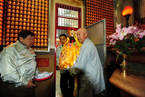 東山碧軒寺迎佛祖暨遶境_東山迎佛祖_回祖家碧雲寺