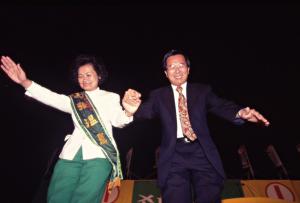 1997臺灣縣市長選舉 - 民進黨：臺中市 - 張溫鷹