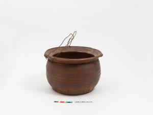 褐釉雙繫陶鍋