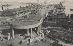 1930年代大連港碼頭的船客待合所(候船室)