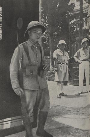 1940年日本派駐法屬印度支那監視團本部前的安南士兵