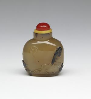 Snuff Bottle with Bird on a Rock and Lotus Blossoms in a Pond