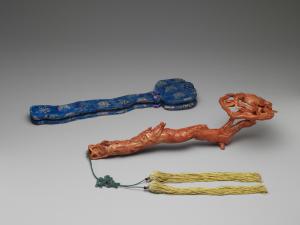 珊瑚雕福壽如意 Carved coral ruyi scepter decorated with auspicious symbols of happiness and longevity